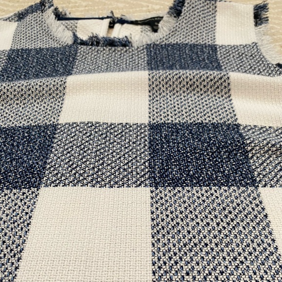 Banana Republic Top - Picture 2 of 5